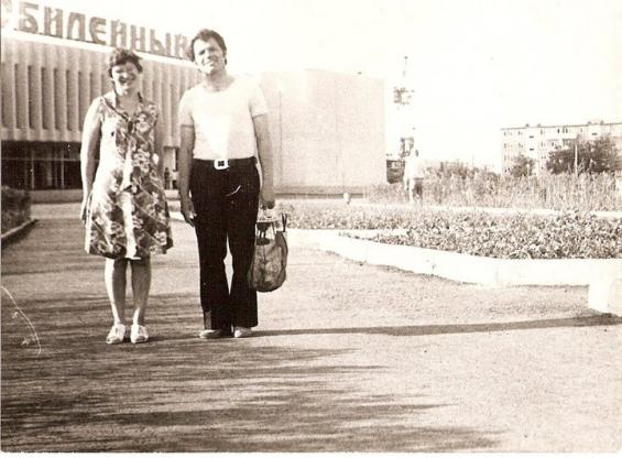 Площадь у кинотеатра "Юбилейный"